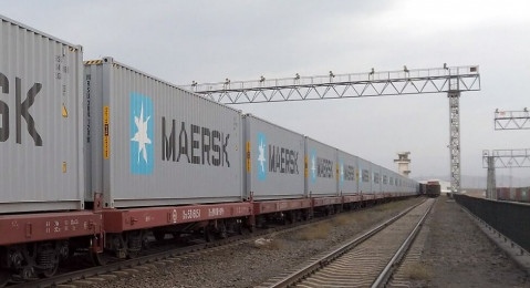 ФТС России и Maersk проводят пилотные проекты в сфере транзита и обмена логистической информацией 